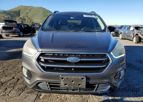 2017 Ford Escape Se из США, поврежденный, VIN 1FMCU0GD1HUD93842